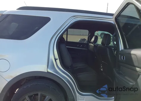 2019 Ford Explorer Xlt z USA, uszkodzony, nr VIN 1FM5K7D84KGA59762